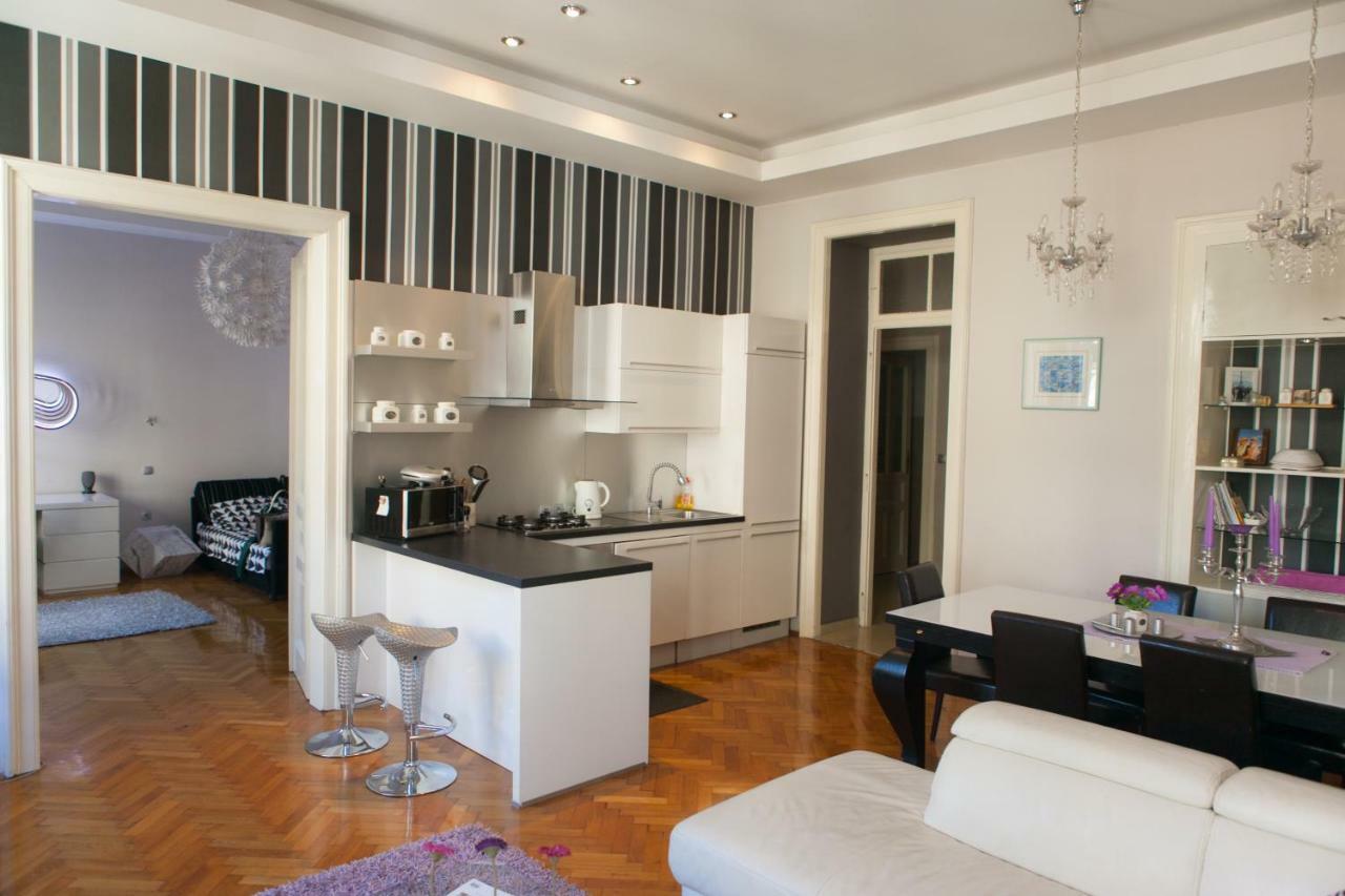 Apartment Luni Rijeka Exterior photo