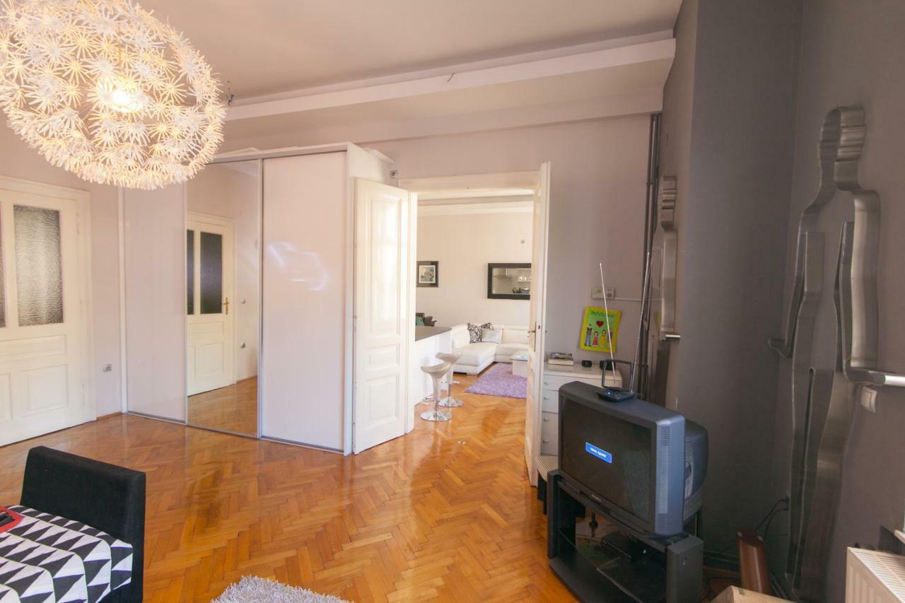 Apartment Luni Rijeka Exterior photo